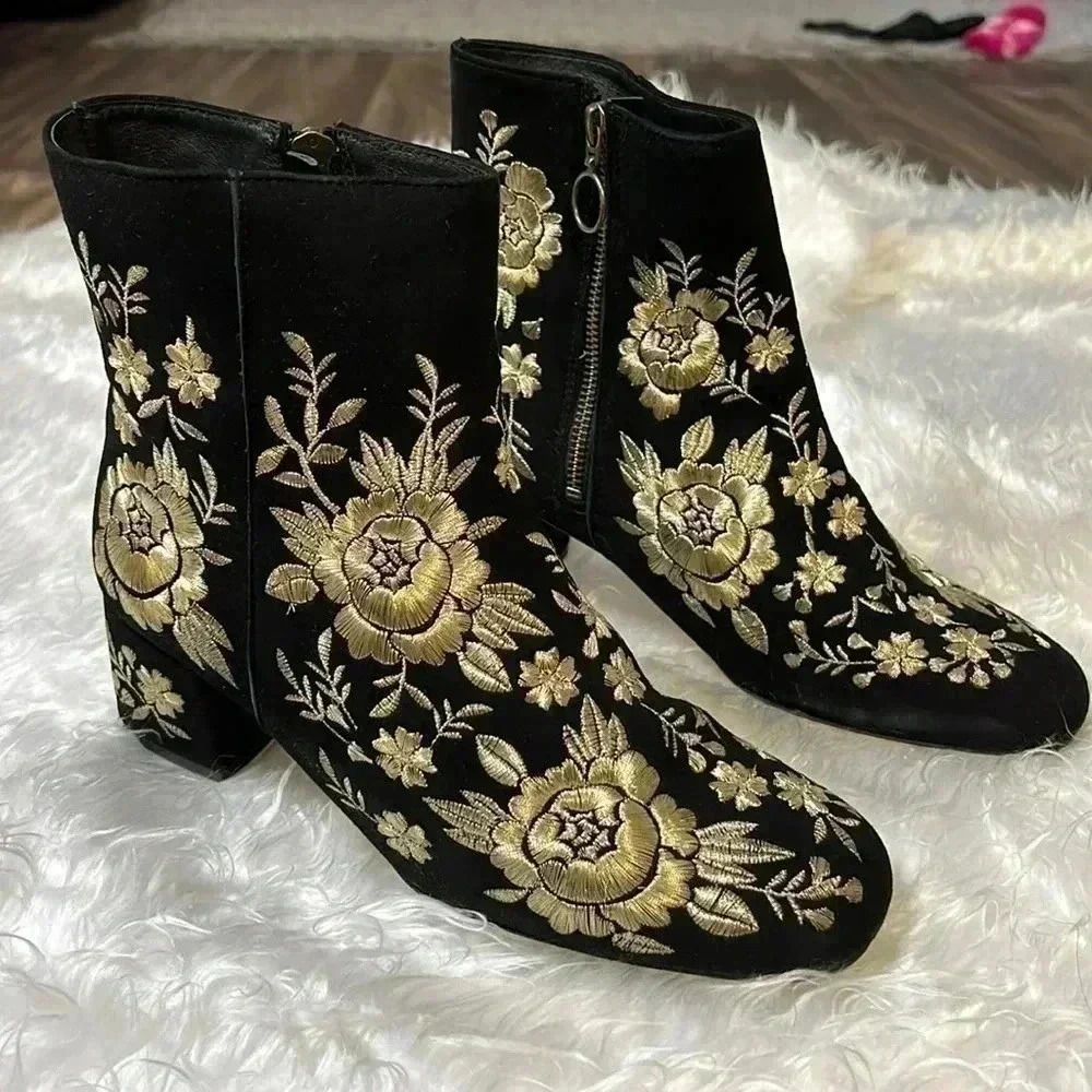 Johnny Was Retro Metallic Bootie Size 40